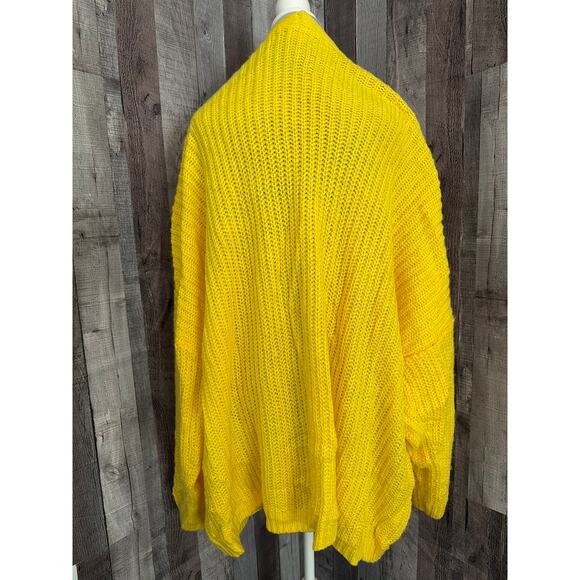 ASOS Bright Vibrant Yellow Long Sleeve Button Knit Sweater Women’s Size 24 Gift - Picture 2 of 15
